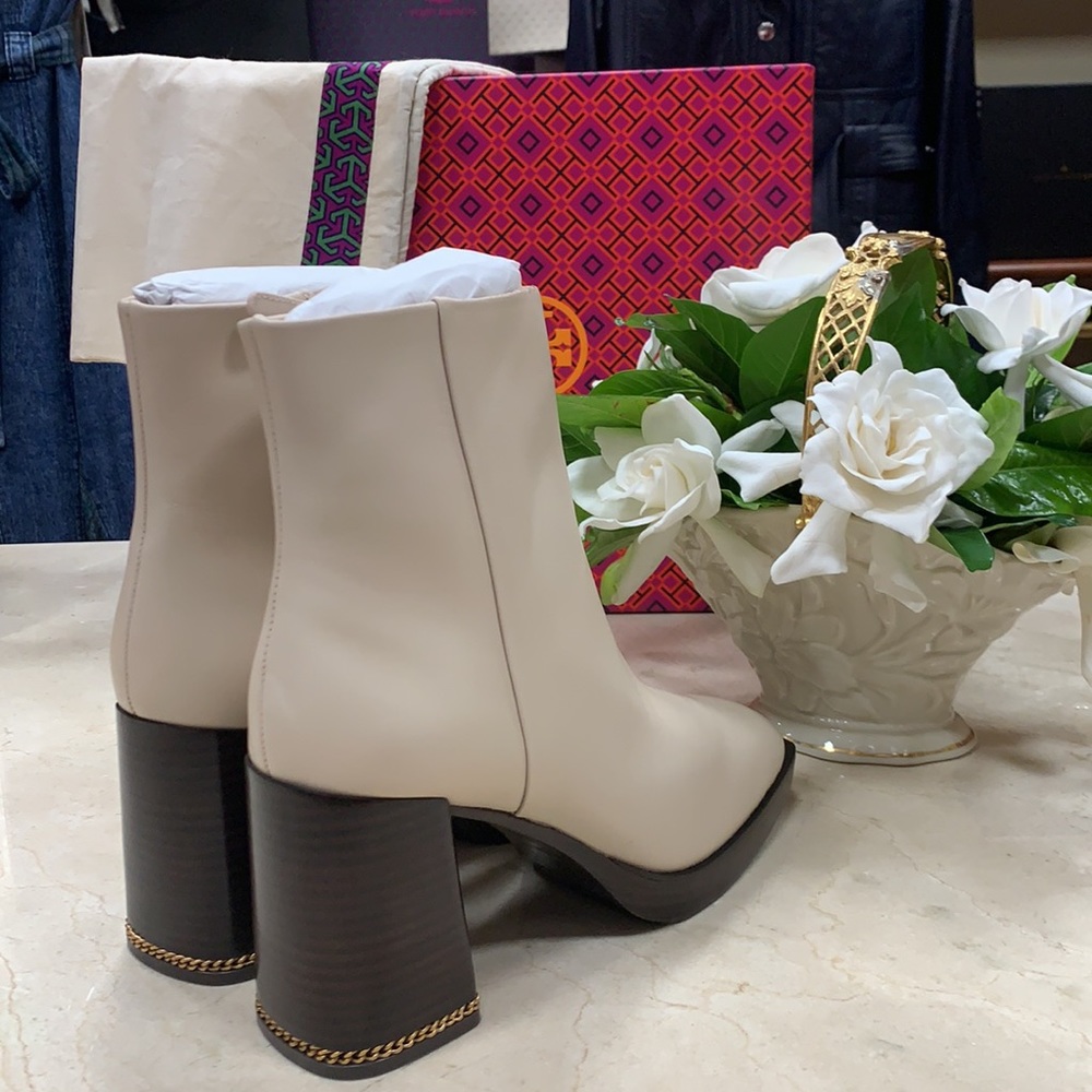 TORY BURCH PLATFORM CHAIN INLAY HEEL BOOTS MINIMAL AESTHETIC CREAM SZ US 8 & 9 - Picture 10 of 12